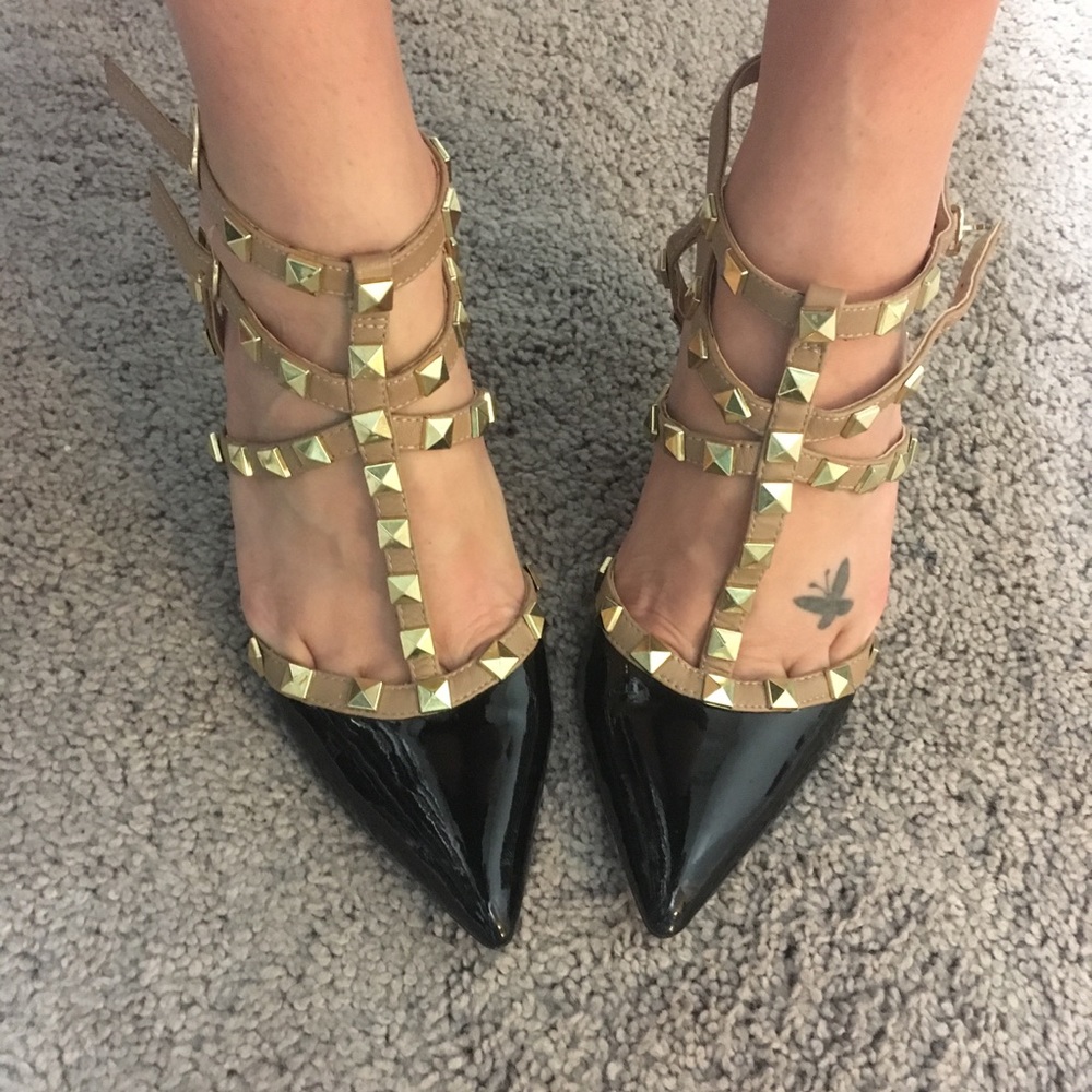BCBG Pumps - Like Valentino Rockstud